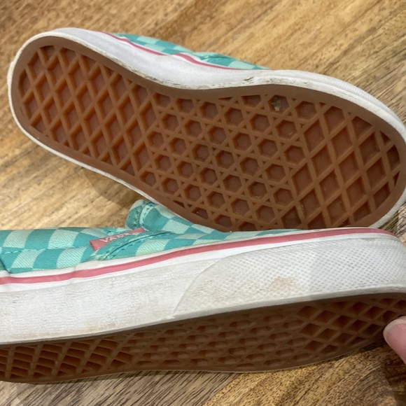 VANS checkerboard slip ons - Picture 6 of 9